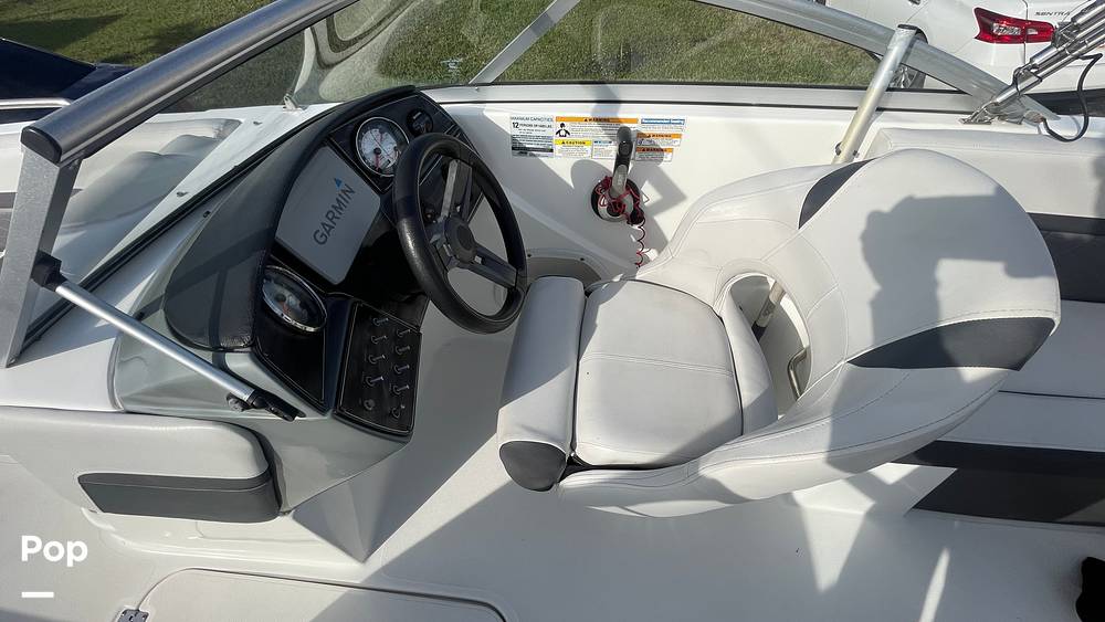 Slide: The Image of Helm - Bolster Seat - 13692931