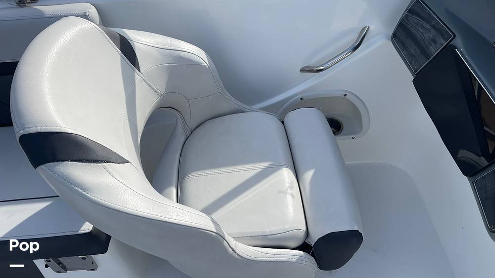 Slide: The Image of Passenger Seat W/bolster Up - 13692927