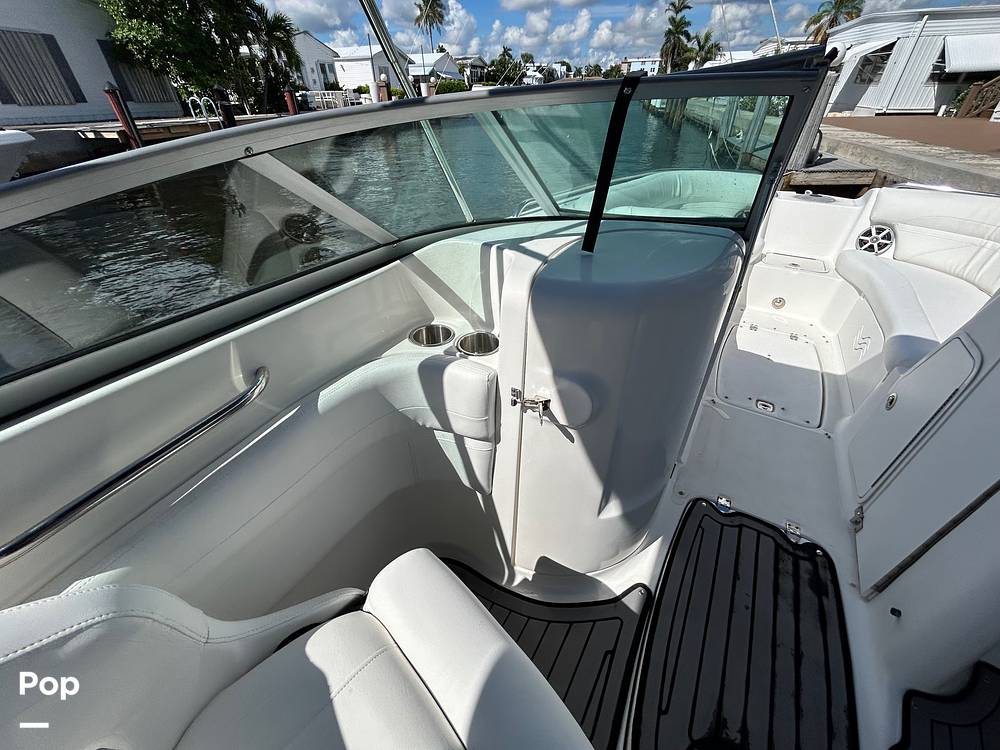 Slide: The Image of Hurricane SD 2400 2017 - 33