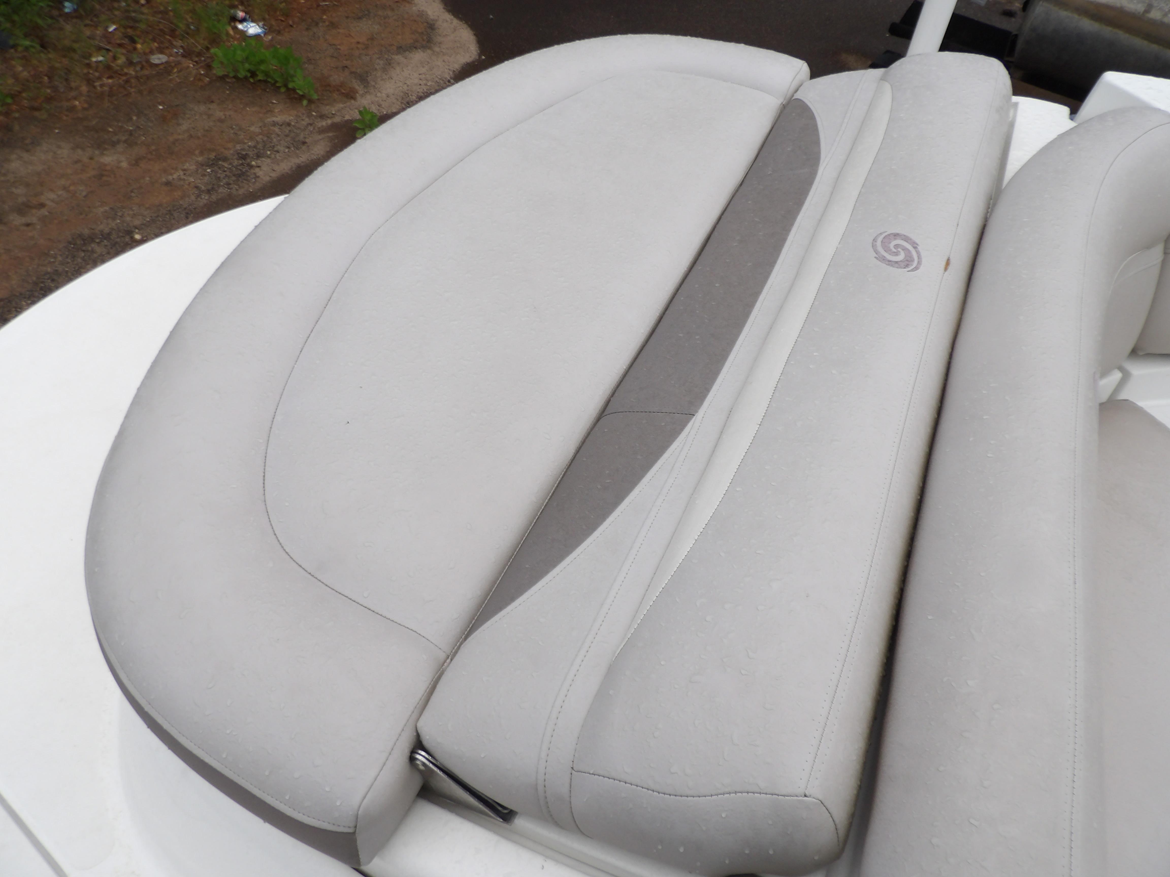 Slide: The Image of Hurricane SD 2400 I/O 2018 - 13