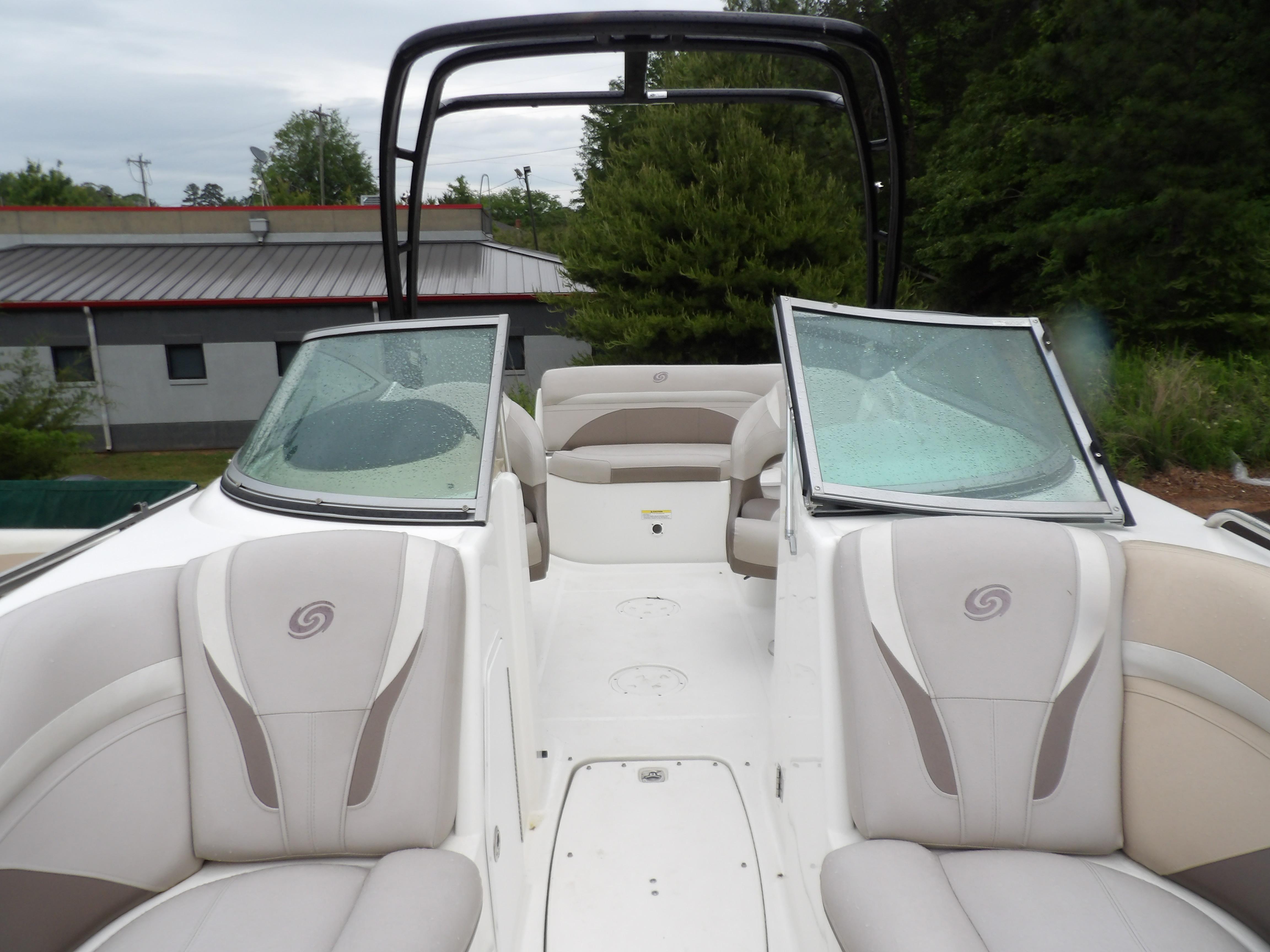 Slide: The Image of Hurricane SD 2400 I/O 2018 - 18