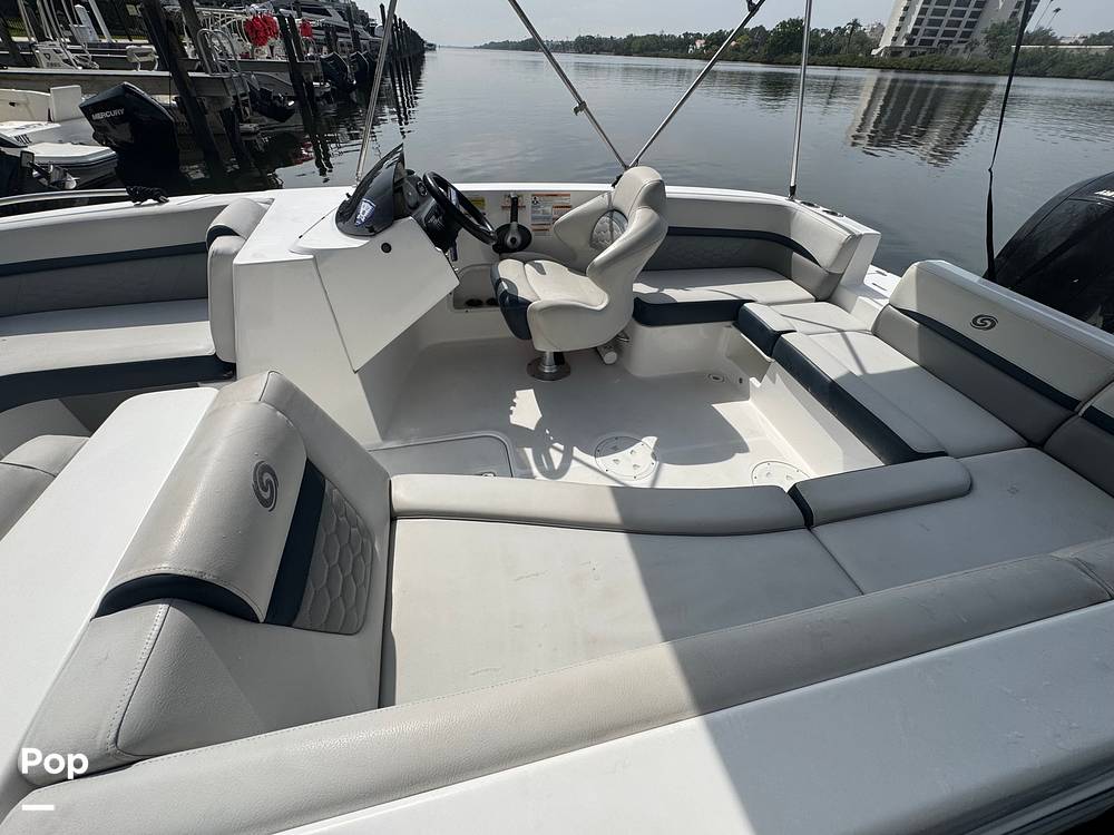 Slide: The Image of Hurricane SS 192 RL OB 2022 - 15280026