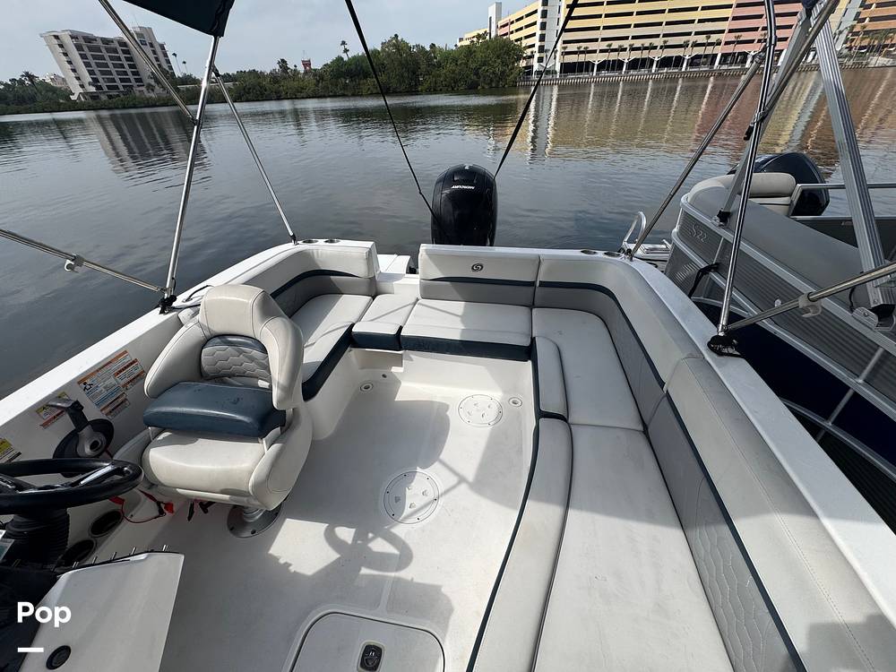 Slide: The Image of Hurricane SS 192 RL OB 2022 - 15280049