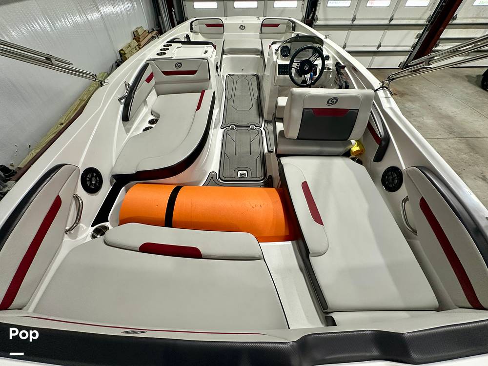Slide: The Image of Bow Seating - 15599690