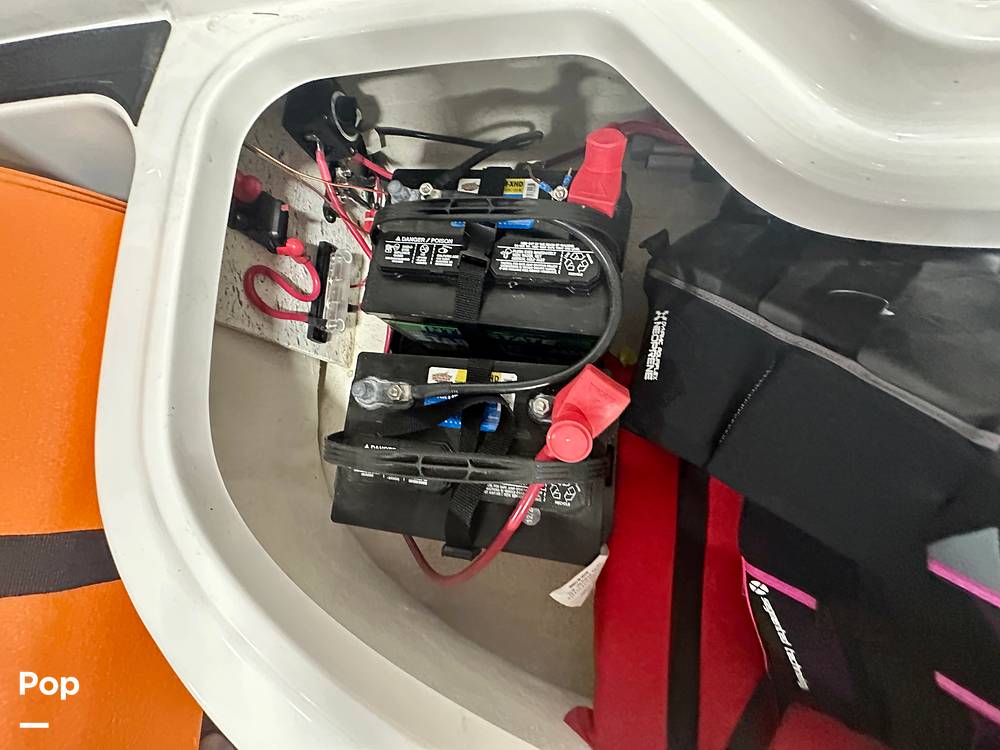 Slide: The Image of Batteries - 15599745