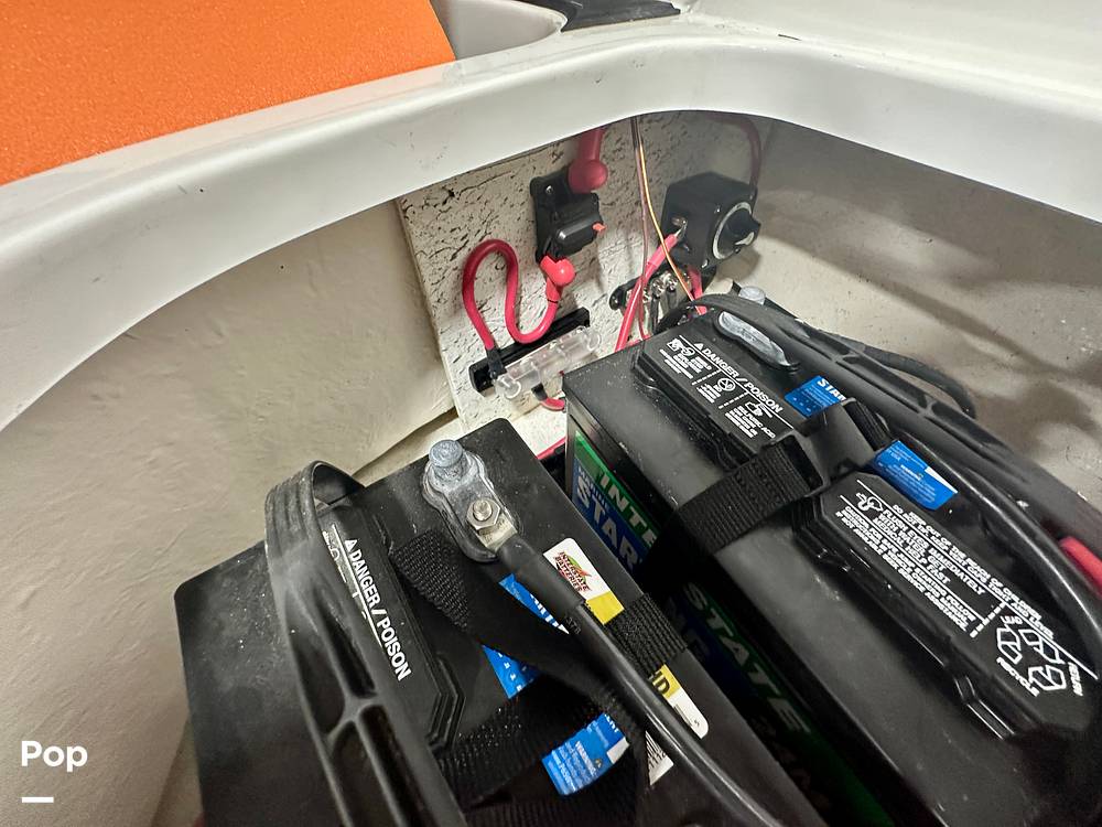 Slide: The Image of Batteries - 15599746