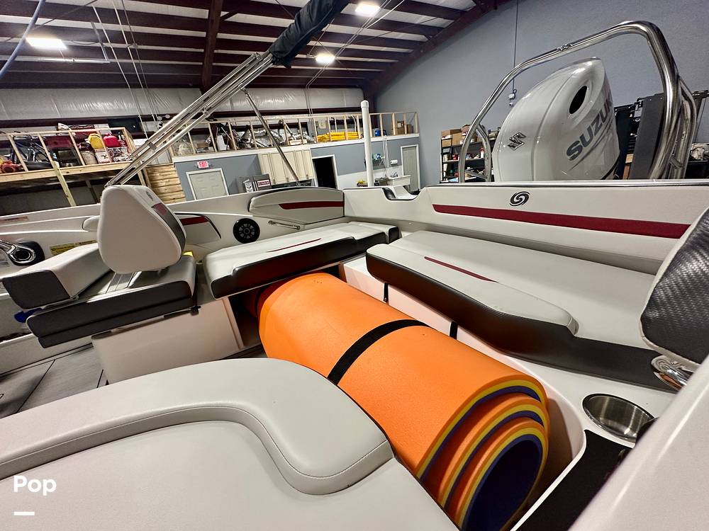 Slide: The Image of Transom Seating - 15599754