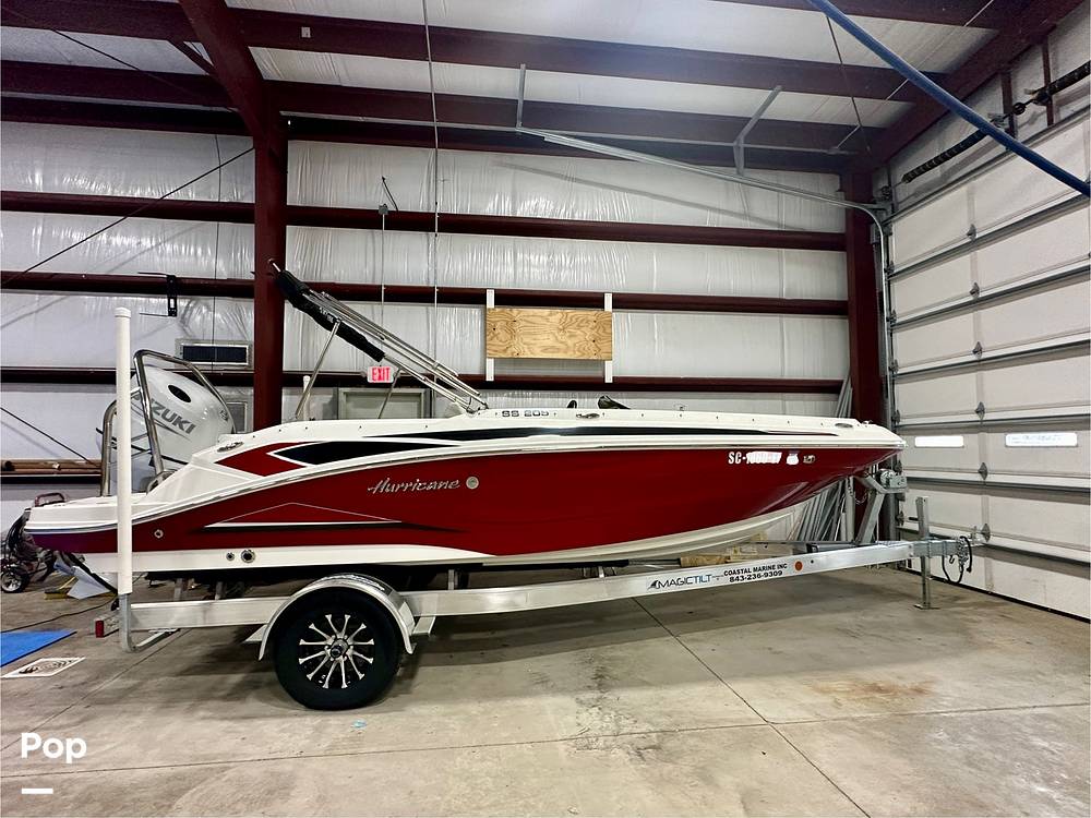 Slide: The Image of Deck Boat - 15599683