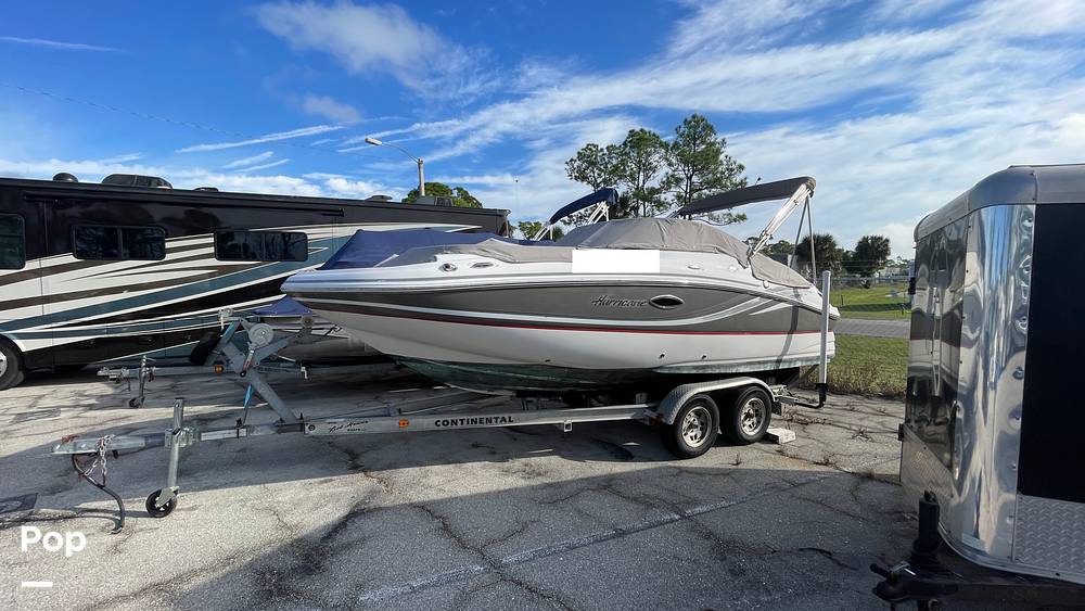 Slide: The Image of 2012 Hurricane Sundeck 2000 - 13522367