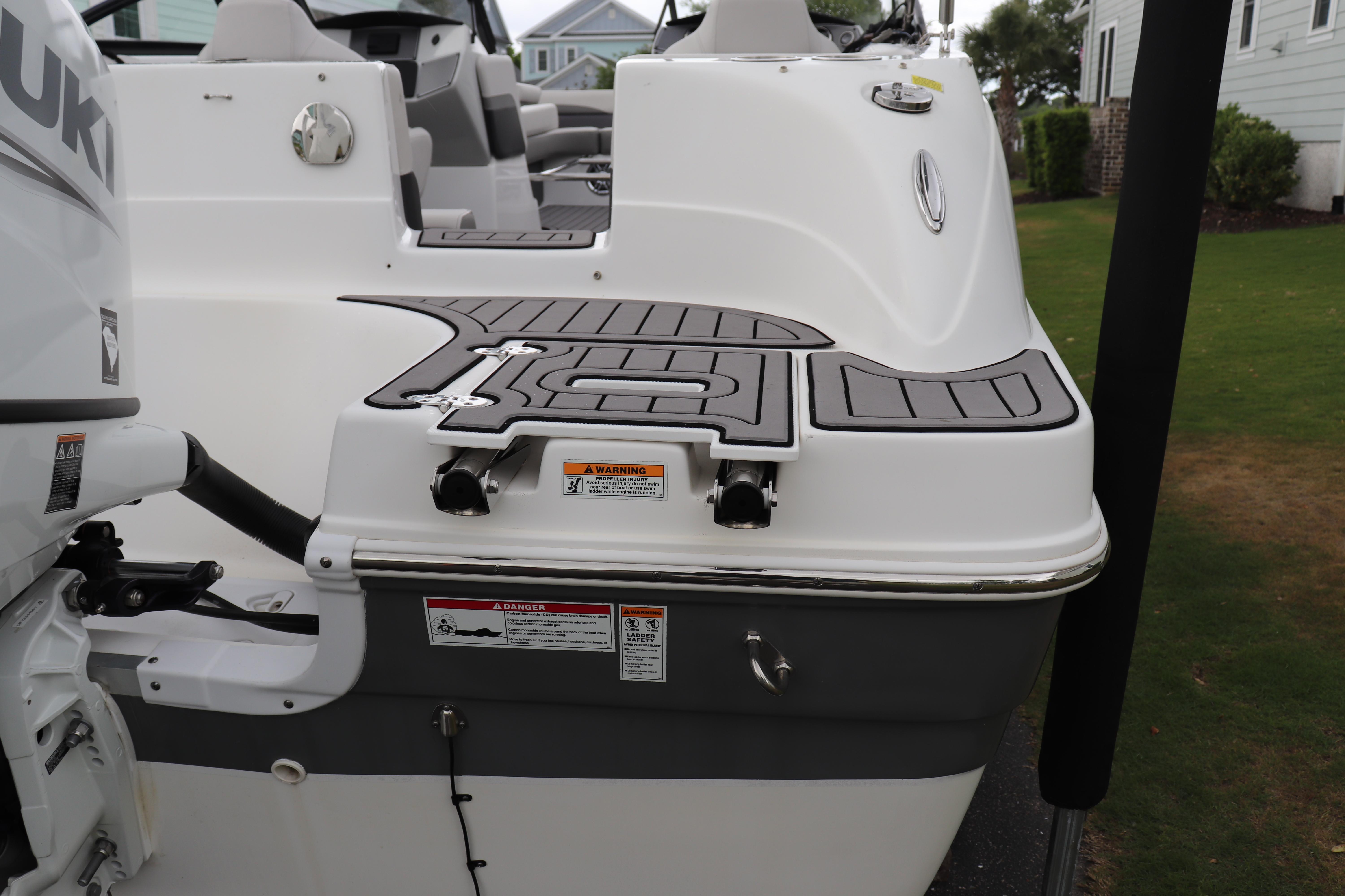 Slide: The Image of Hurricane SunDeck 217 OB 2022 - 11