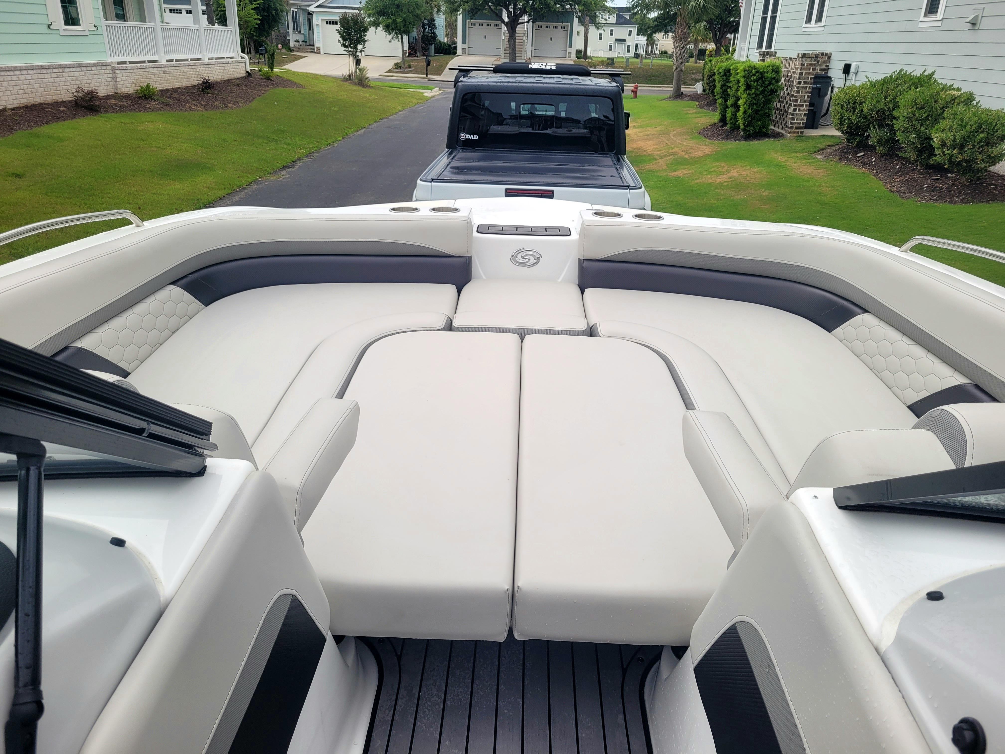 Slide: The Image of Hurricane SunDeck 217 OB 2022 - 17