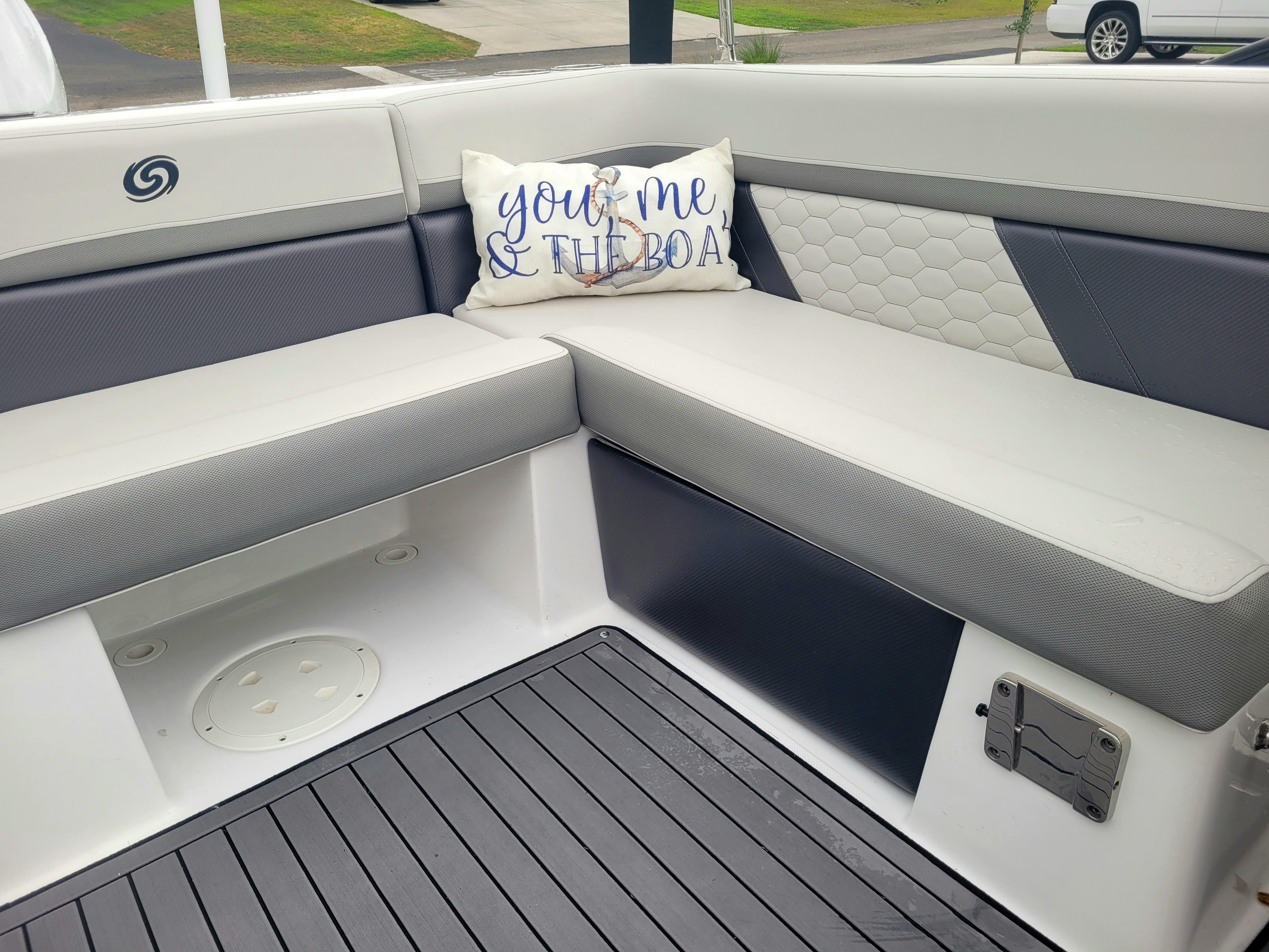 Slide: The Image of Hurricane SunDeck 217 OB 2022 - 19