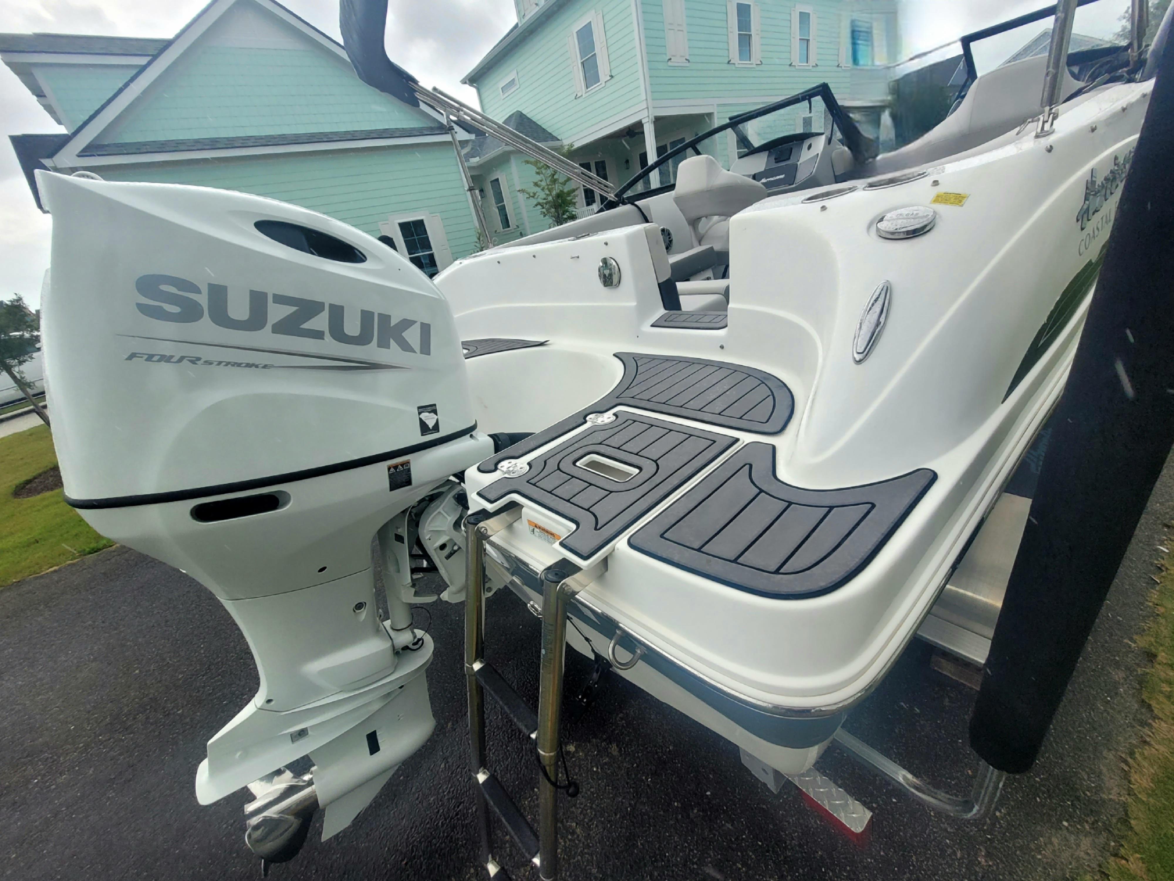 Slide: The Image of Hurricane SunDeck 217 OB 2022 - 9