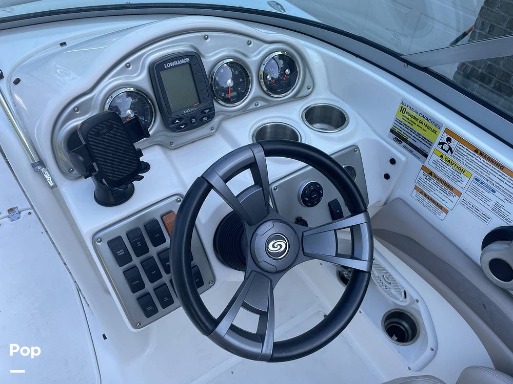 Slide: The Image of Hurricane SUN DECK 2200 DC 2014 - 15421044