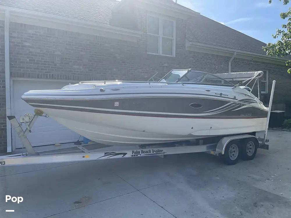 Slide: The Image of Hurricane SUN DECK 2200 DC 2014 - 15425897