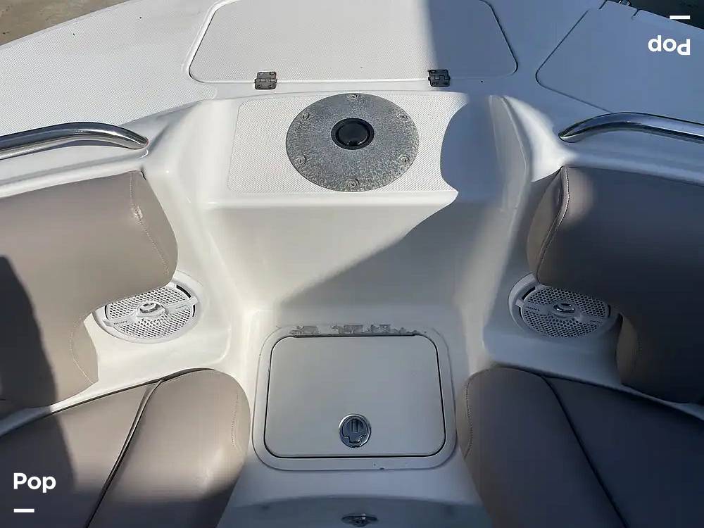 Slide: The Image of Hurricane SUN DECK 2200 DC 2014 - 15425905