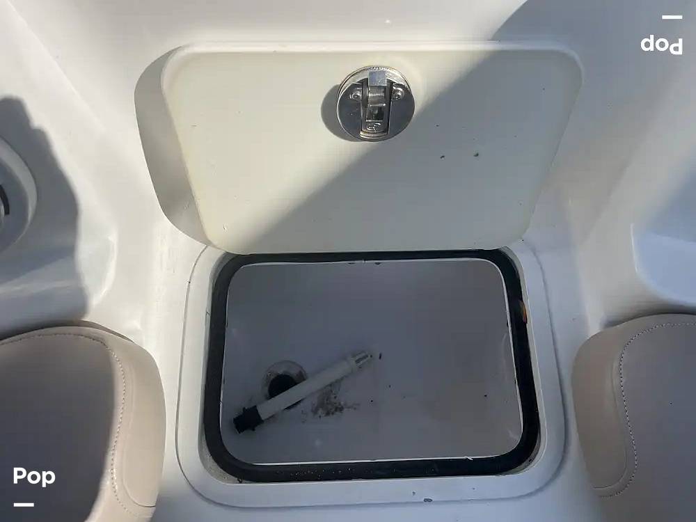 Slide: The Image of Hurricane SUN DECK 2200 DC 2014 - 15425906