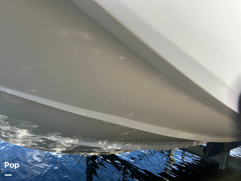 Slide: The Image of Hurricane Sundeck 260 2006 - 15598316