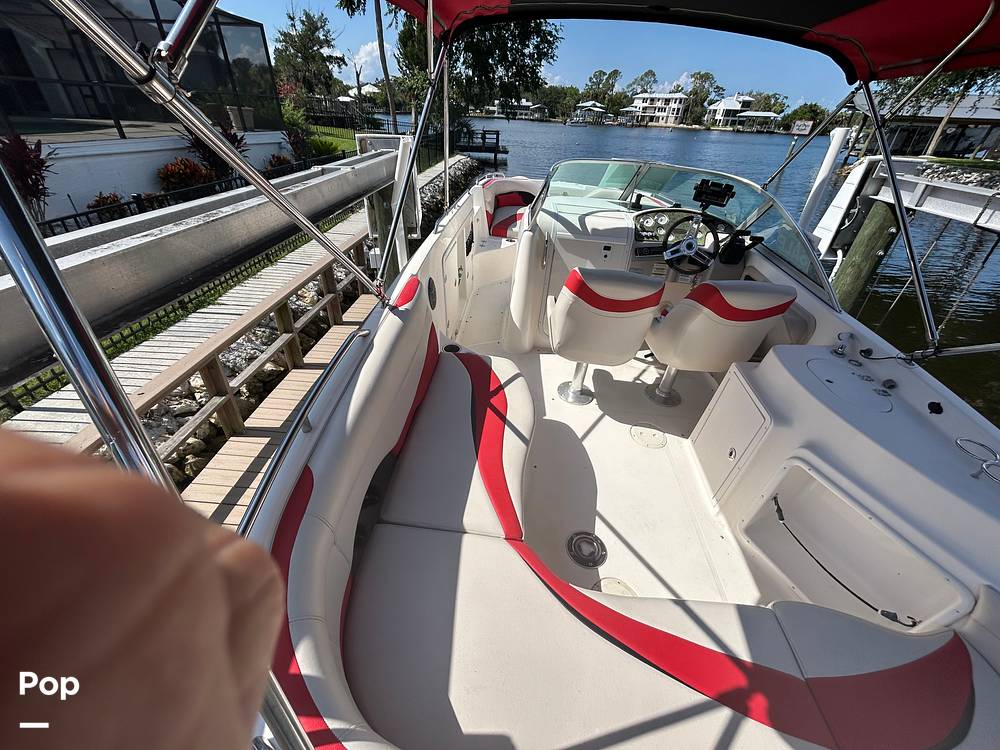Slide: The Image of Hurricane Sundeck 260 2006 - 15598320