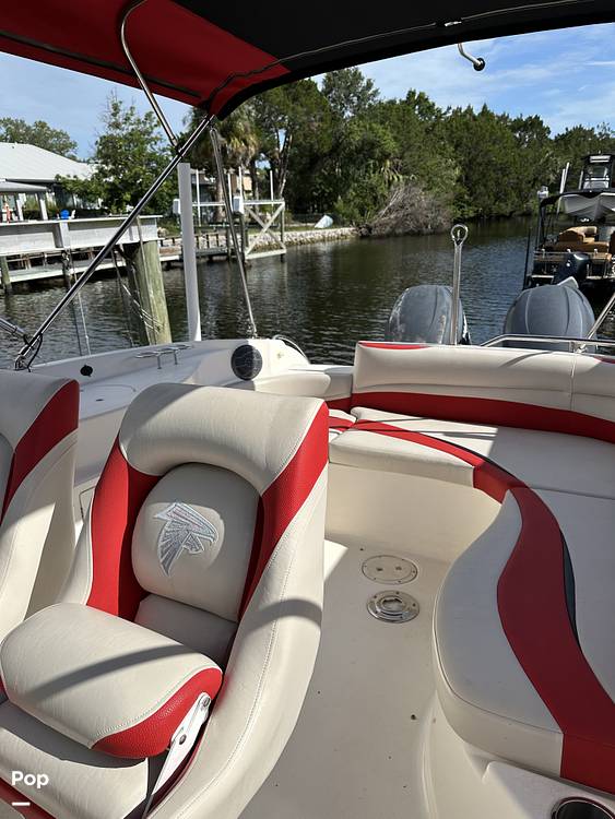 Slide: The Image of Hurricane Sundeck 260 2006 - 15577911