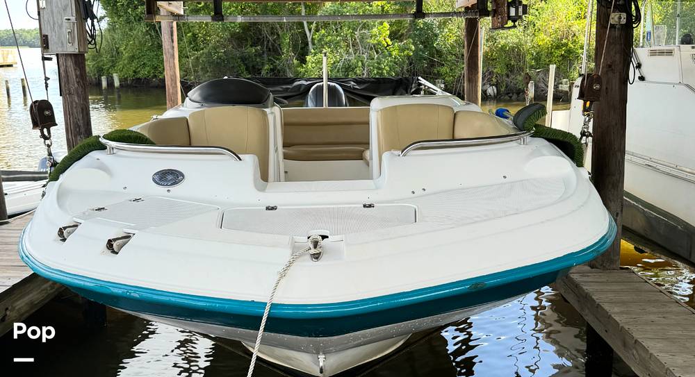 Slide: The Image of Hurricane SunDeck SD 2000 2017 - 15361994