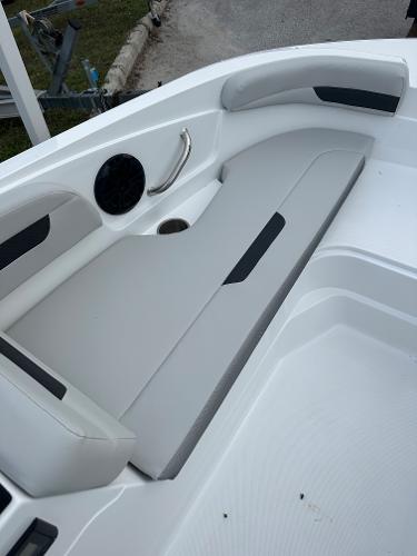 Slide: The Image of 2024 Hurricane SunDeck Sport 185 OB boat interior seating area. - 4