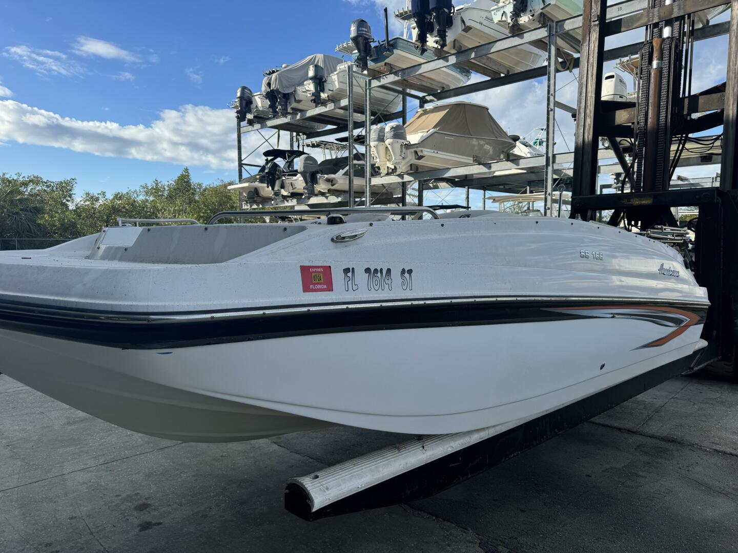 Slide: The Image of Hurricane SunDeck Sport 188-OB 2021 - 4863878