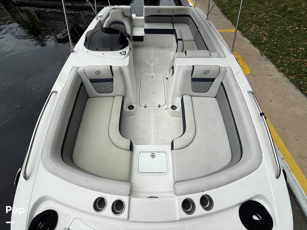 Slide: The Image of Bow Seating W/lounges - 15262660