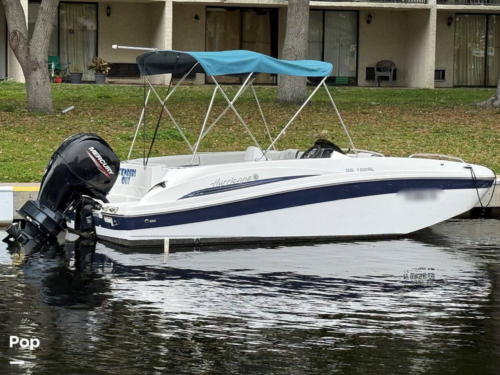 Slide: The Image of Hurricane SunDeck Sport 192RL OB 2022 - 15262675