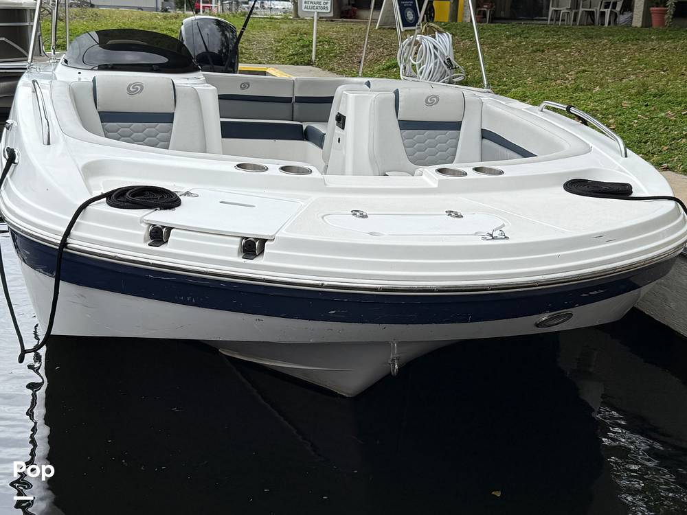 Slide: The Image of Hurricane SunDeck Sport 192RL OB 2022 - 15262741