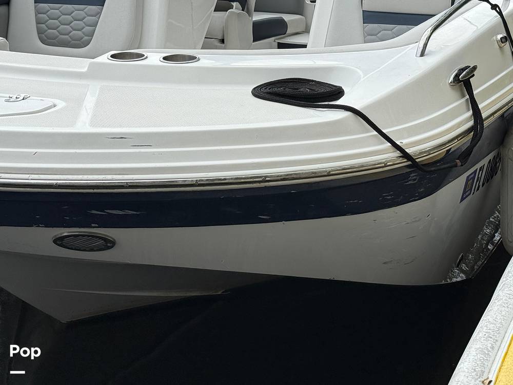 Slide: The Image of Hurricane SunDeck Sport 192RL OB 2022 - 15262743