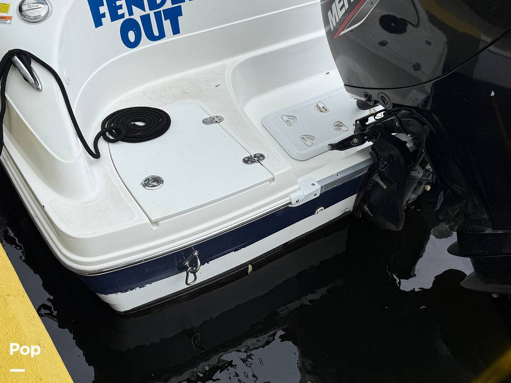 Slide: The Image of Hurricane SunDeck Sport 192RL OB 2022 - 15262749