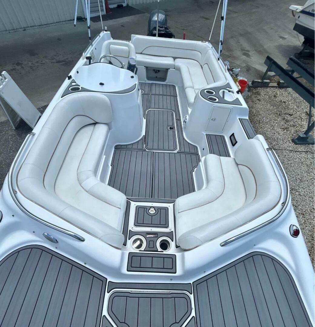 Slide: The Image of Hurricane Sundeck Sport 201 OB 2010 - 5135843