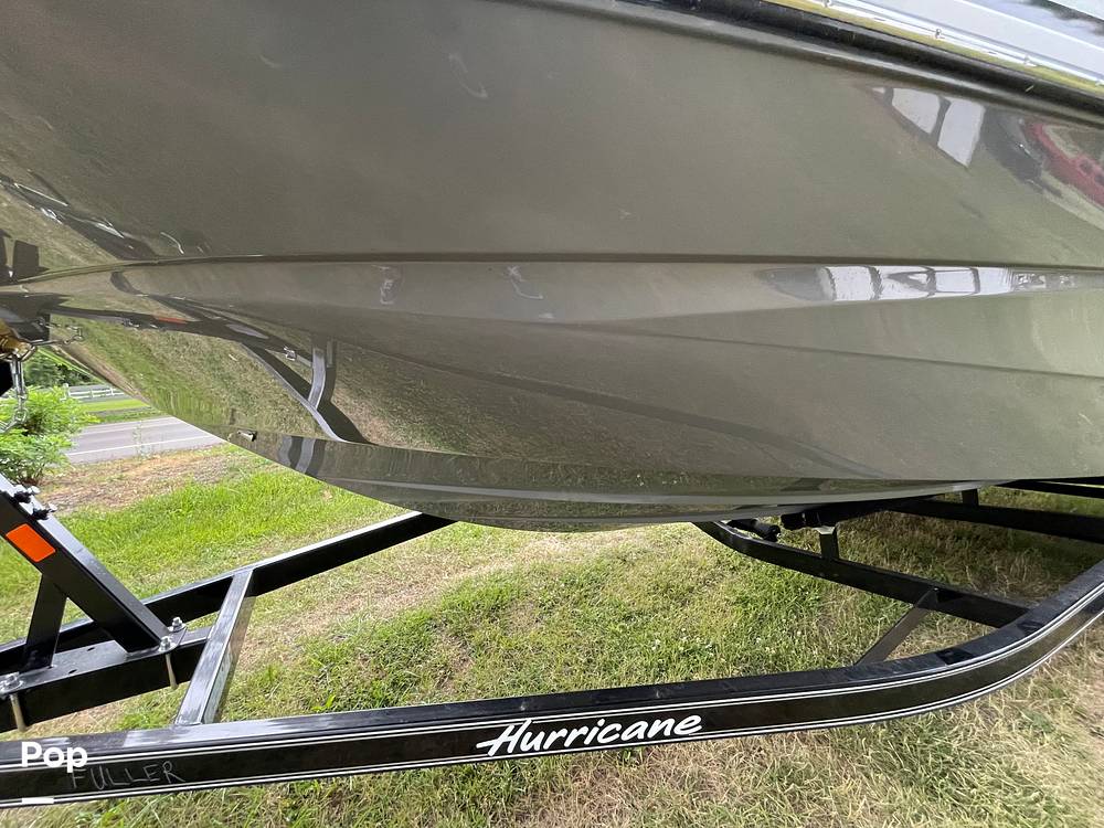 Slide: The Image of Hurricane Sundeck Sport 205 2022 - 12644065