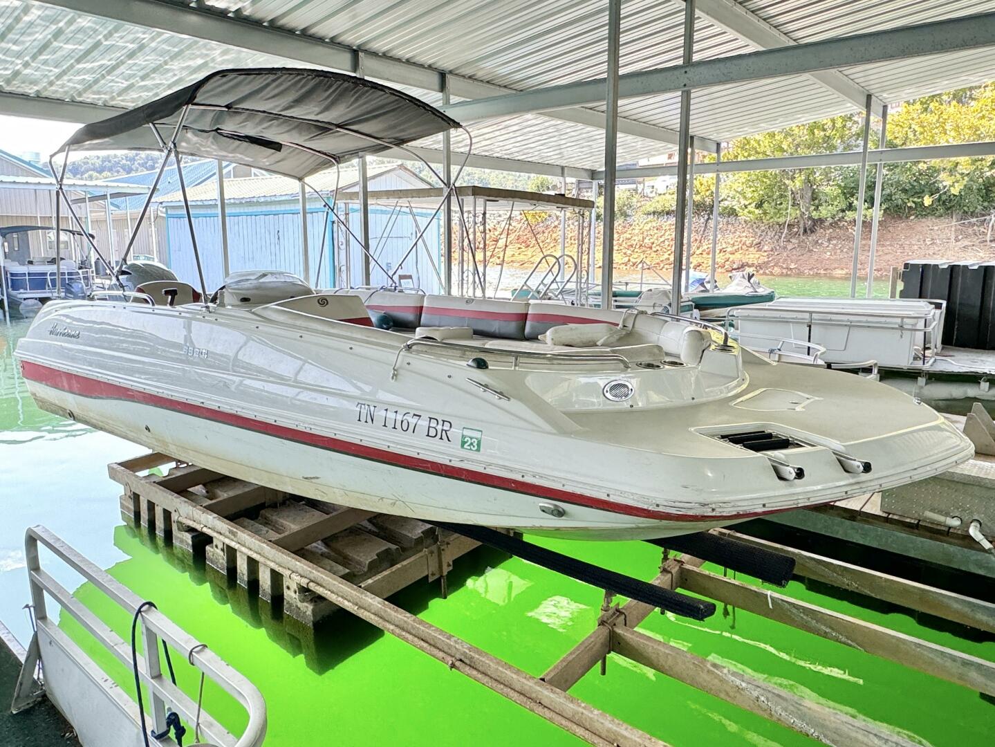 Slide: The Image of Hurricane Sun Deck Sport Series 201 OB 2019 - 4656729