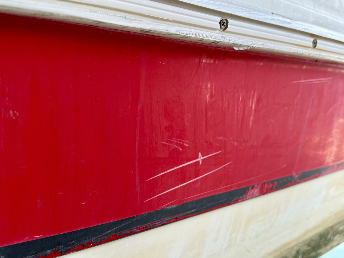 Slide: The Image of Hurricane Sun Deck Sport Series 201 OB 2019 - 4656834