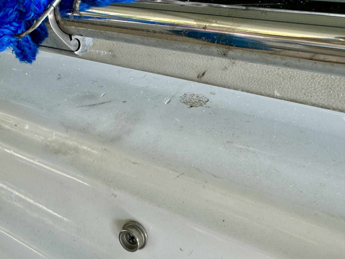 Slide: The Image of Hurricane Sun Deck Sport Series 201 OB 2019 - 4656853