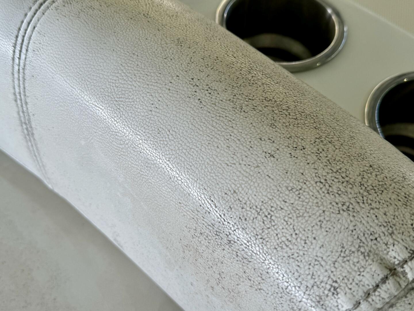 Slide: The Image of Hurricane Sun Deck Sport Series 201 OB 2019 - 4656896