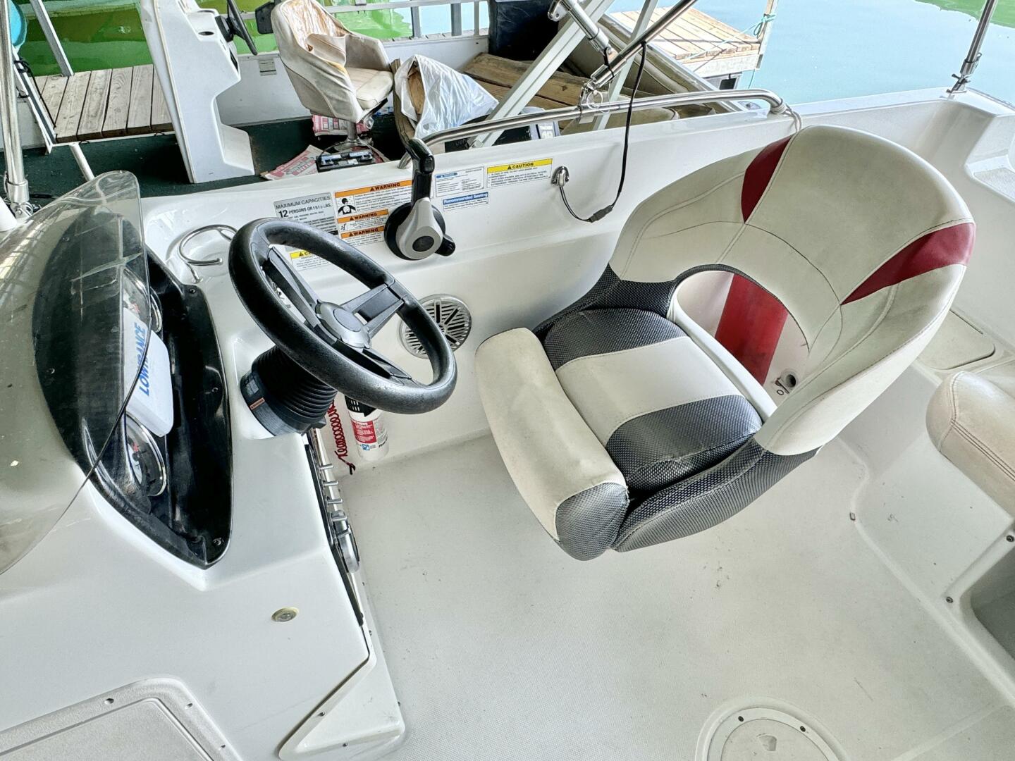 Slide: The Image of Hurricane Sun Deck Sport Series 201 OB 2019 - 4656744
