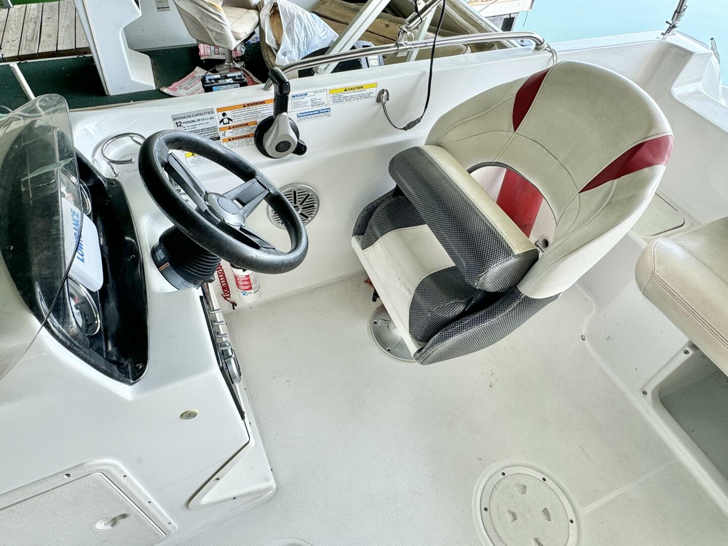 Slide: The Image of Hurricane Sun Deck Sport Series 201 OB 2019 - 4656746
