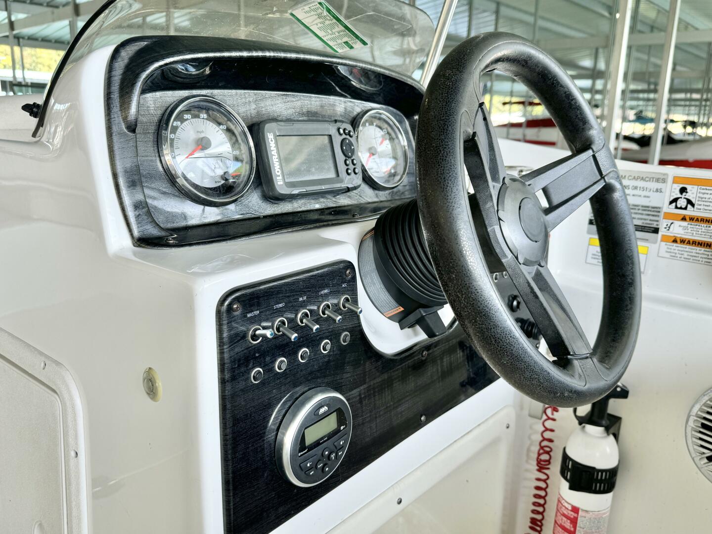 Slide: The Image of Hurricane Sun Deck Sport Series 201 OB 2019 - 4656750