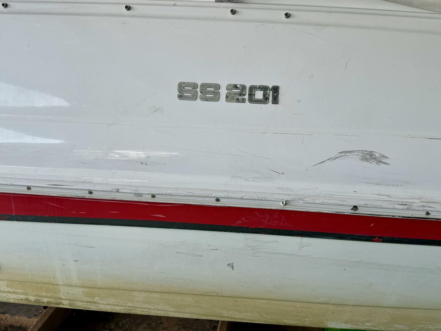 Slide: The Image of Hurricane Sun Deck Sport Series 201 OB 2019 - 4656792
