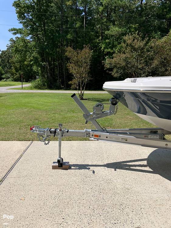 Slide: The Image of Hurricane SunDeck Sport SS 185 OB 2023 - 14686780