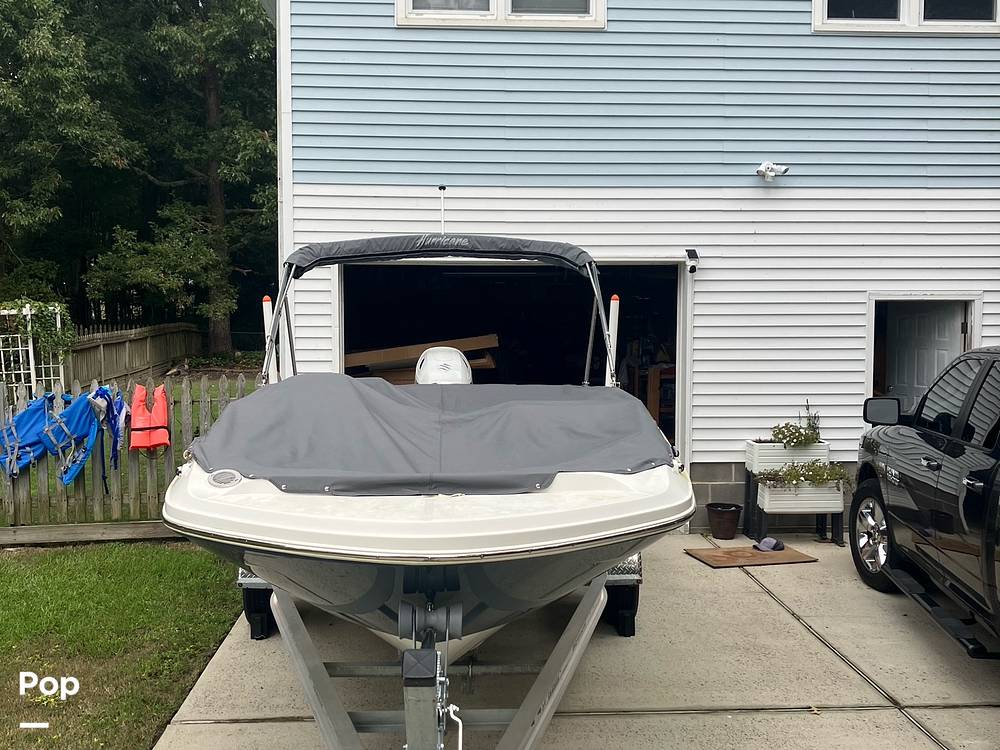 Slide: The Image of Hurricane SunDeck Sport SS 185 OB 2023 - 14776777
