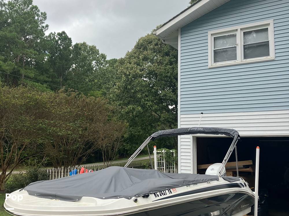Slide: The Image of Hurricane SunDeck Sport SS 185 OB 2023 - 14776778