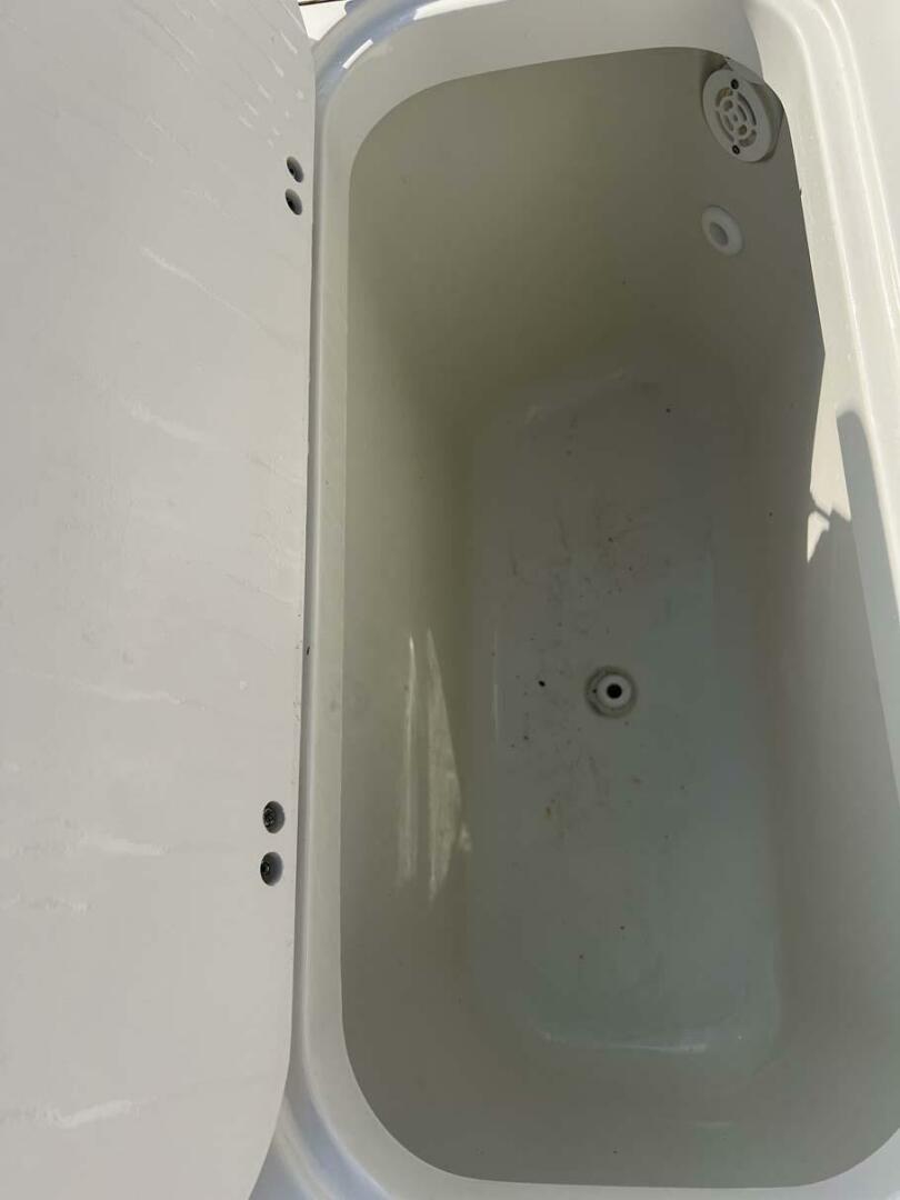 Slide: The Image of Hydra-Sports 2400 CC Vector 2004 - 4155974