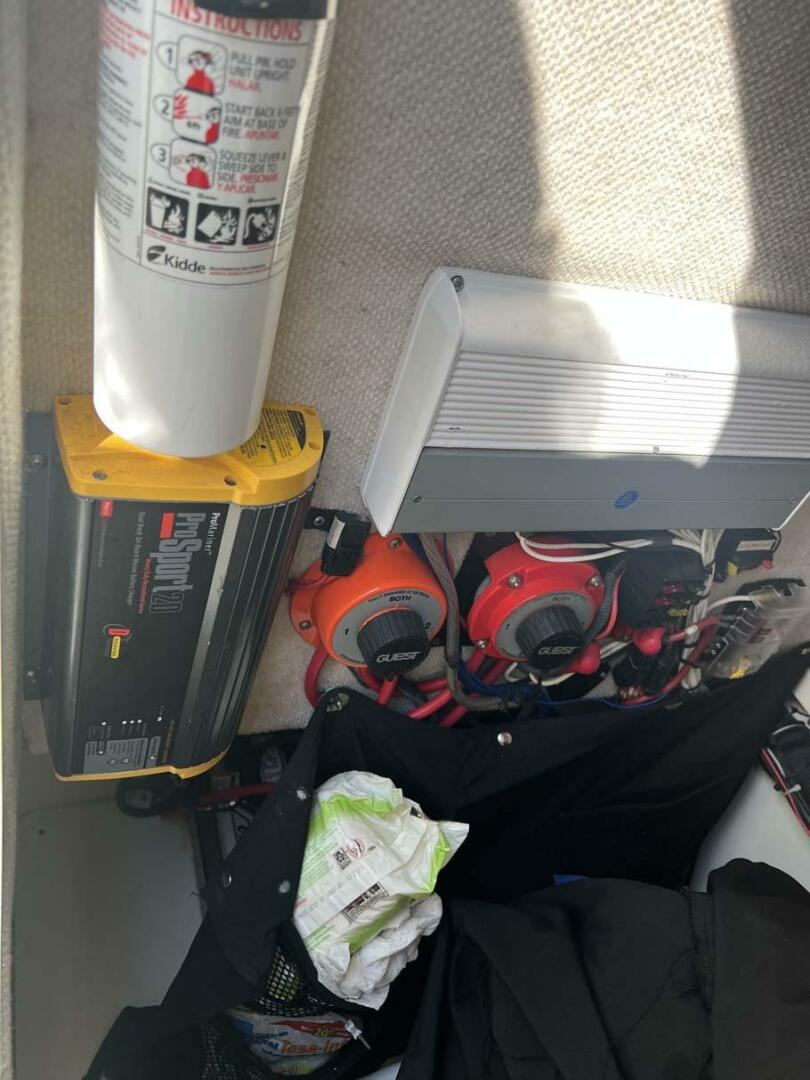 Slide: The Image of Hydra-Sports 2400 CC Vector 2004 - 4155977