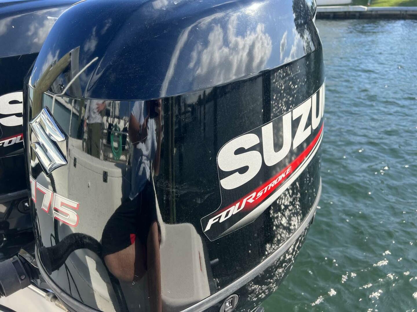 Slide: The Image of Hydra-Sports 2400 CC Vector 2004 - 4155983