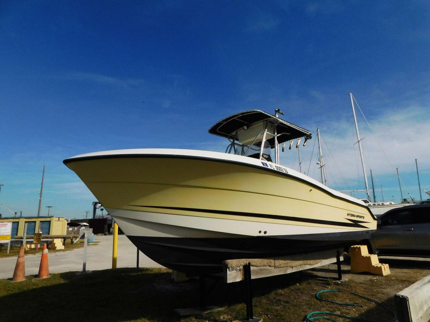 Slide: The Image of Hydra-Sports Vector 2400 CC 2004 - 4871301