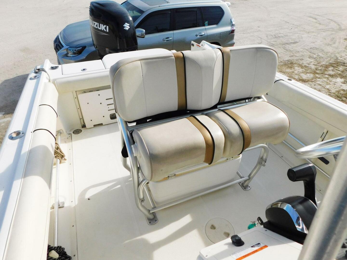 Slide: The Image of Hydra-Sports Vector 2400 CC 2004 - 4871311